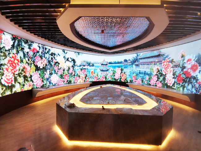 ���պ���ѧԺ