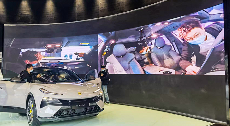 �Ϻ�ĳ����