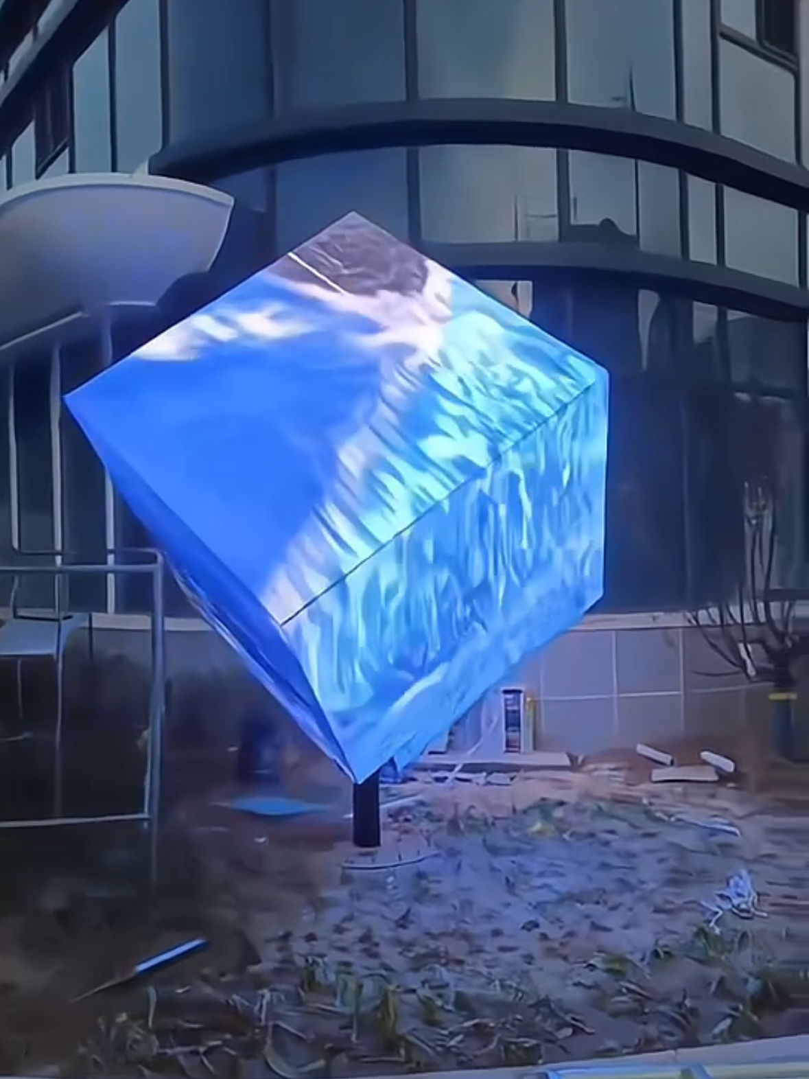 ����ѧУ��������������ħ��