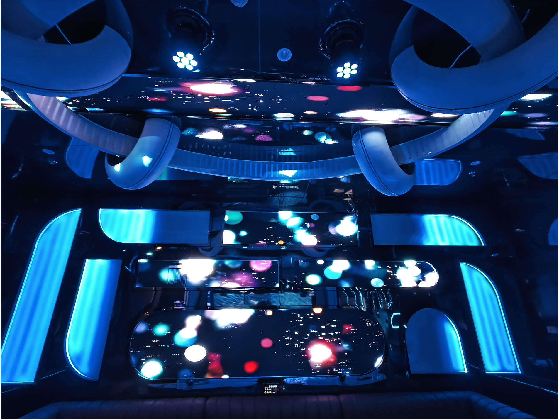 ����ʡ������ĳKTV��Ŀ