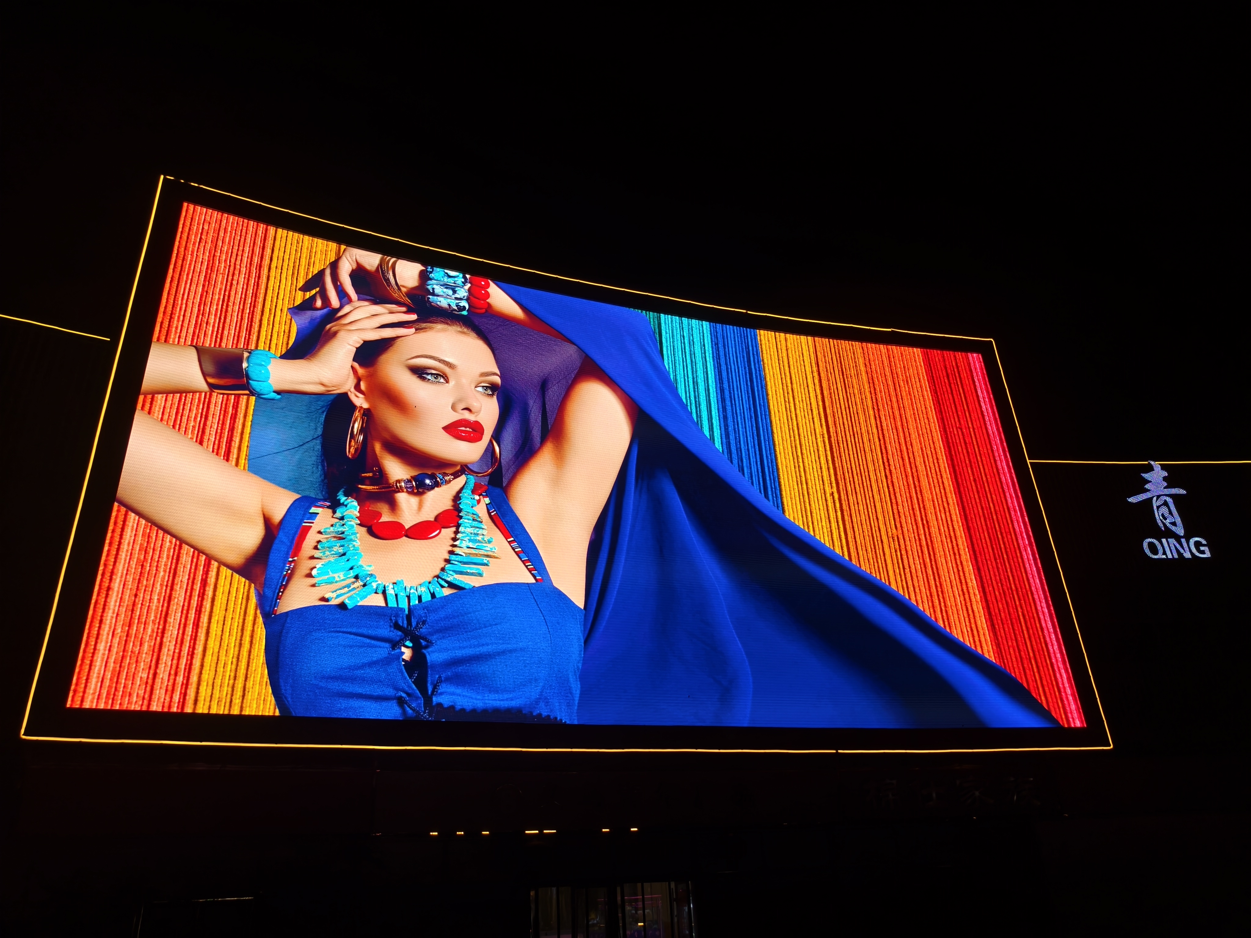 �Ͼ���������㳡