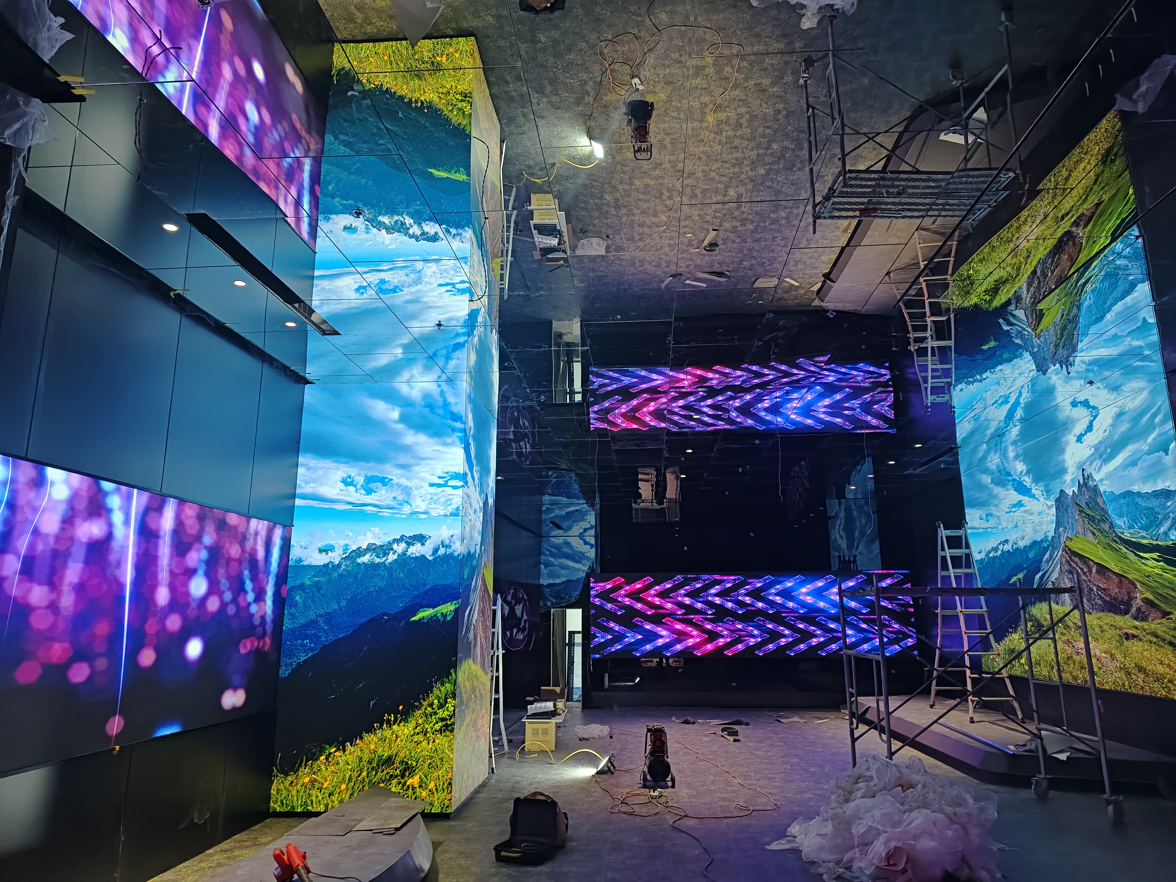 �¶�����ҵ����չ��